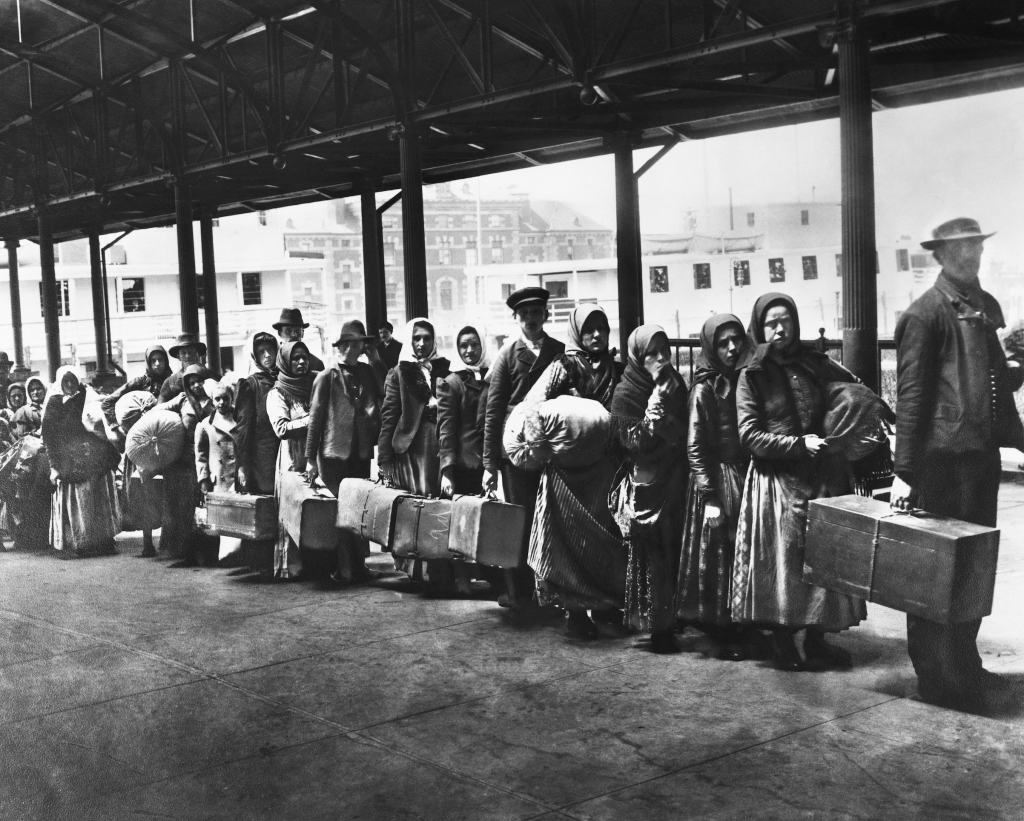Immigrants On Line On Ellis Island.